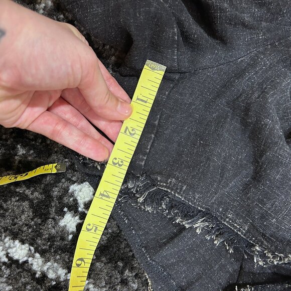 Zenana Mineral Frayed Hem Washed Shorts distressed black size L - Picture 8 of 8